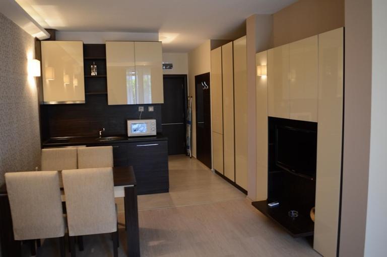 סאני ביץ' Harmony Suites Jungle מראה חיצוני תמונה