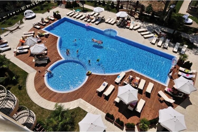 סאני ביץ' Harmony Suites Jungle מראה חיצוני תמונה