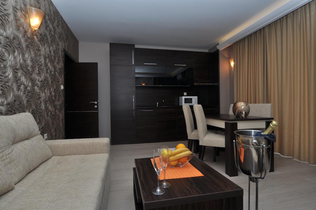 סאני ביץ' Harmony Suites Jungle מראה חיצוני תמונה