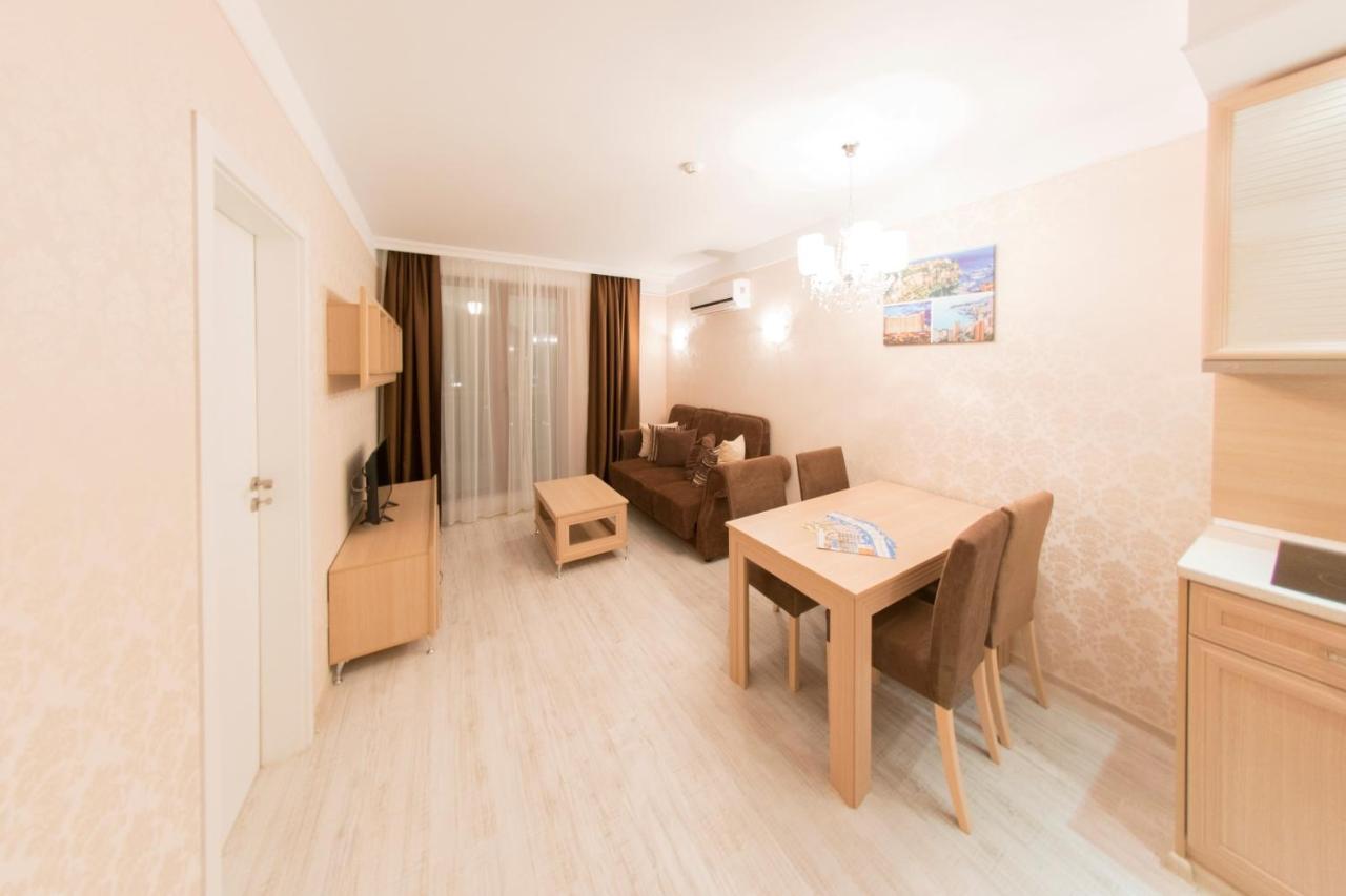 סאני ביץ' Harmony Suites Jungle מראה חיצוני תמונה